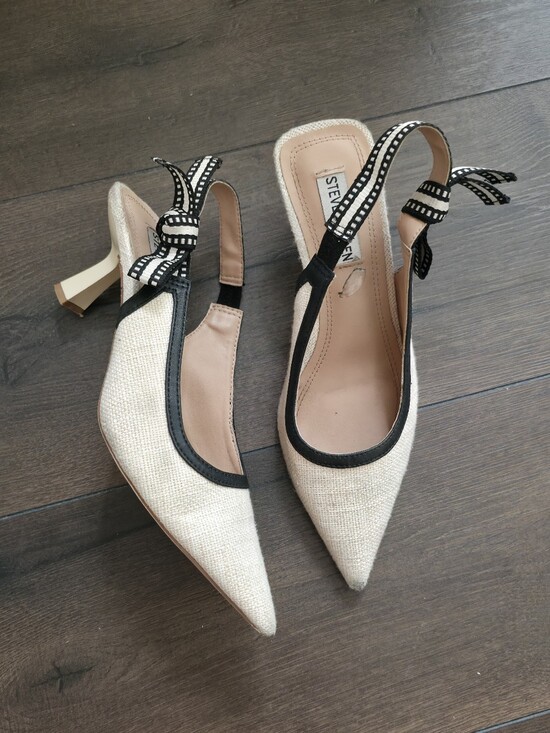 Steve Madden Shoes - Steve Madden "Bri" slingback pumps